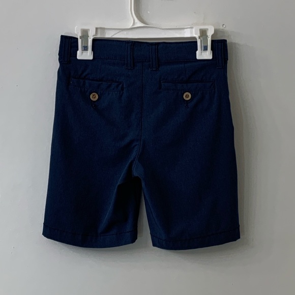 Performance Shorts - Picture 2 of 5